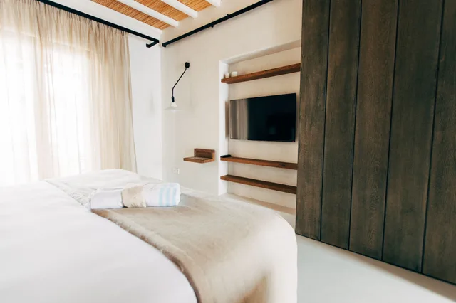 غرفة ديلوكس بسرير كينج بإطلالة على البحر، Branco Mykonos 2/4