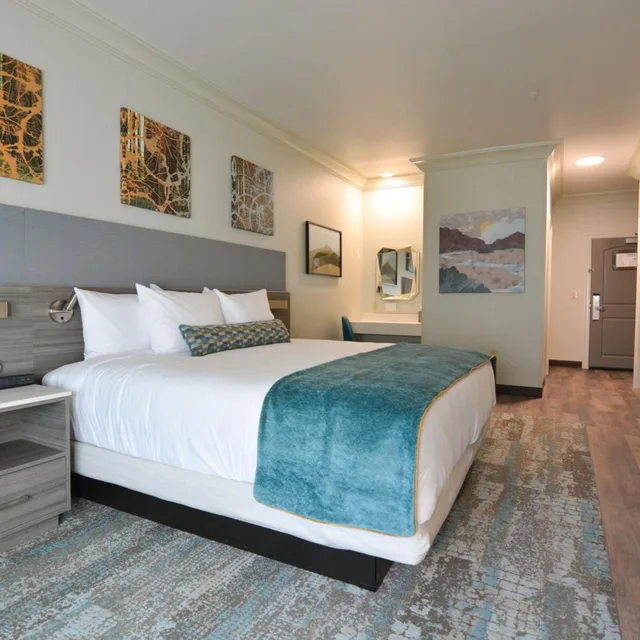 غرفة بسرير كينج، Blue Lake Casino Hotel 4/10