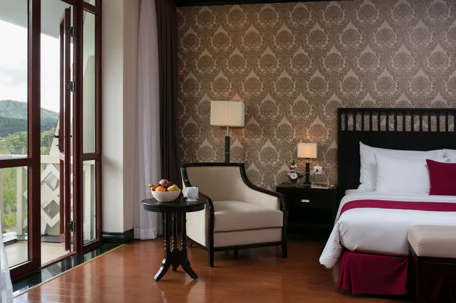 جناح بسرير كينج بإطلالة على الجبل، Swiss-Belresort Tuyen Lam Dalat 5/7
