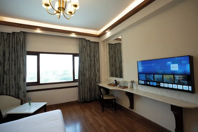 غرفة ديلوكس بسرير كينج، Hotel Clarks Amer Jaipur 3/7
