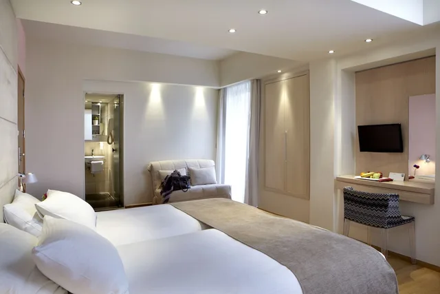 غرفة عائلية بسريرين منفصلين مع أريكة، Domotel Olympia Urban Chic Hotel 3/5