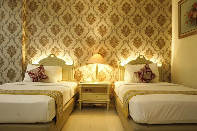 Executive, Single Bed, Hotel Indah Palace Solo 2/4