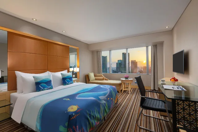 Fun, Family، Jin Jiang Tower Hotel 1/1