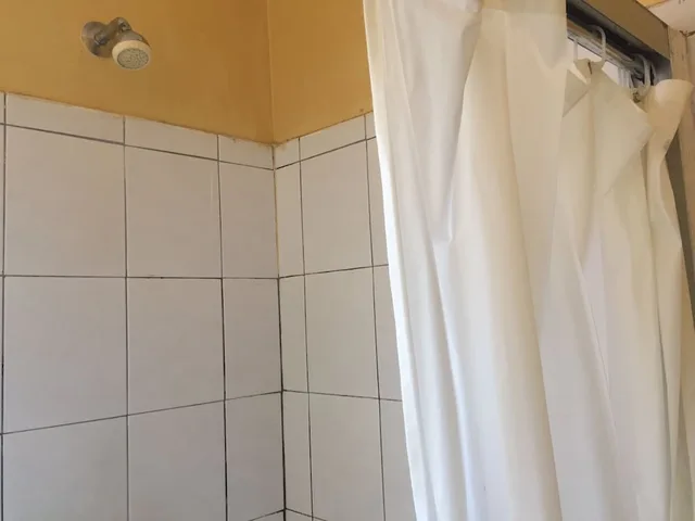 غرفة قياسية بسرير مزدوج، Liya Lodge and Campsite 6/6