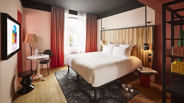 Mama, Medium, Double Bed، Mama Shelter Rennes 6/10
