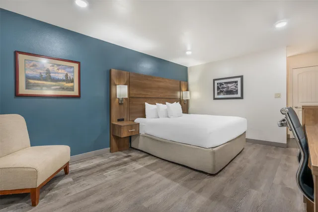 Room, Best Western Plus Clocktower Inn 7/10