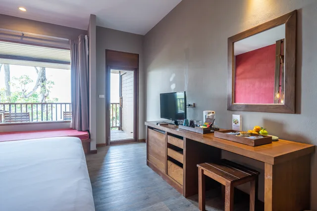 غرفة ديلوكس بسرير مزدوج أو سريرين منفصلين بإطلالة على الجبل، Ao Prao Resort 2/2