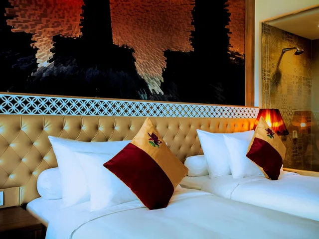 غرفة سوبيريور بسريرين منفصلين، Grand Mercure Yogyakarta Adi Sucipto 2/4