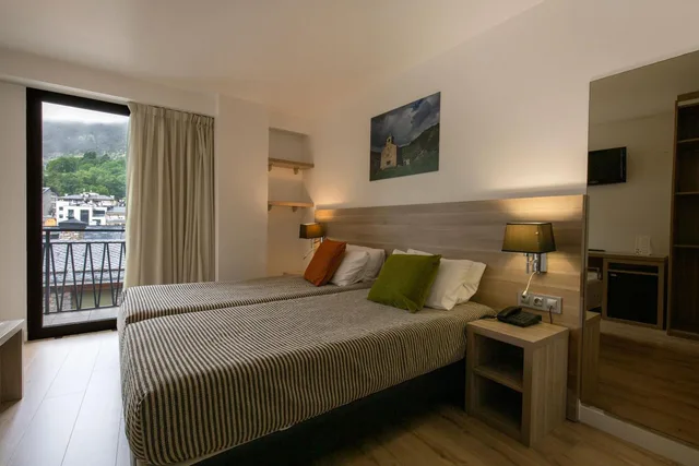 غرفة بسرير مزدوج، Hotel Del Pui 1/3