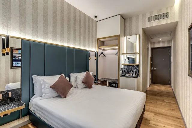 Deluxe, Double Bed, CC Palace Hotel 1/9