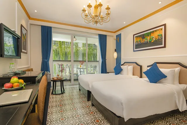 غرفة ديلوكس بسرير كينج بشرفة، Hoi An Blue Sky Boutique Spa 1/2