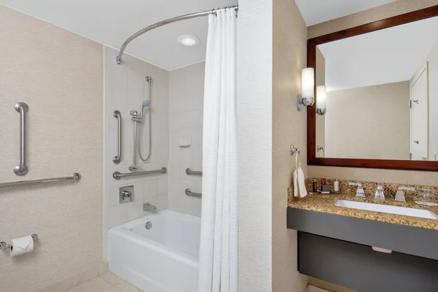 Room, King Bed, Boca Raton Marriott At Bocacenterhotel 10/10