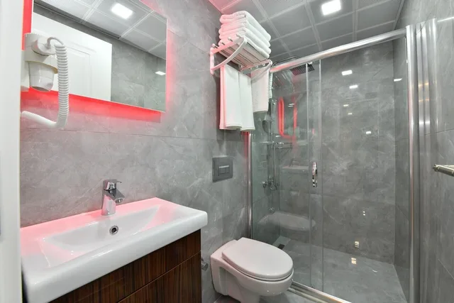 2 Bedrooms, Economy, Suite, Twin Beds, Sofa, Kitchenette, Sea Moon Hotel 4/4