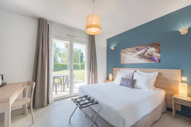 غرفة قياسية بسرير كوين، Comfort Aparthotel Cannes Mandelieu 1/10