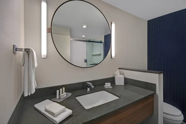 suite, multiple beds، Fairfield Inn & Suites by Marriott Mansfield 3/7