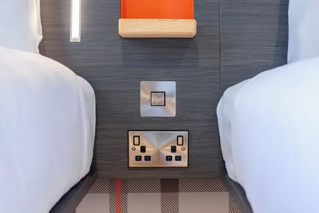 غرفة بسريرين منفصلين، easyHotel Dublin City Centre 8/10