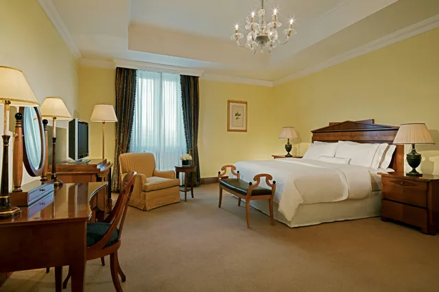 جناح، The Westin Excelsior Roma 1/6
