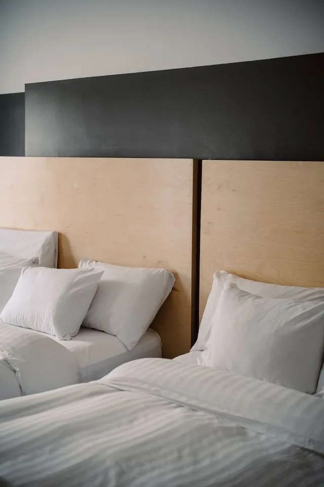 Room, Quadruple, 2 King Beds, The 1852 Hotel 3/7