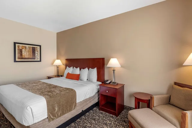 Standard, King Bed, Best Western Plus Boulder Louisville 6/10