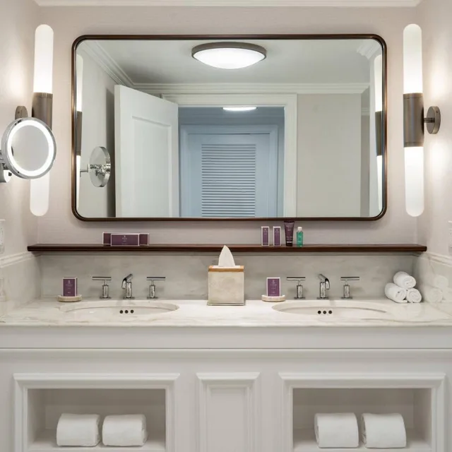 Executive, Suite, King Bed, Lake Front, Pool View، The Ritz Carlton Orlando Grande Lakes 8/8