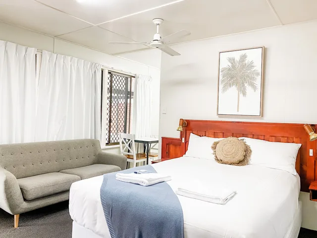 1 Bedroom, Luxury, Studio, King Bed, Sauna، Pacific Sun Bargara Beach Motel 5/10