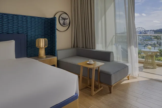 Fireworks, King Bed, Park View, Balcony، Hyatt Regency Hainan Ocean Paradise Resort 3/3