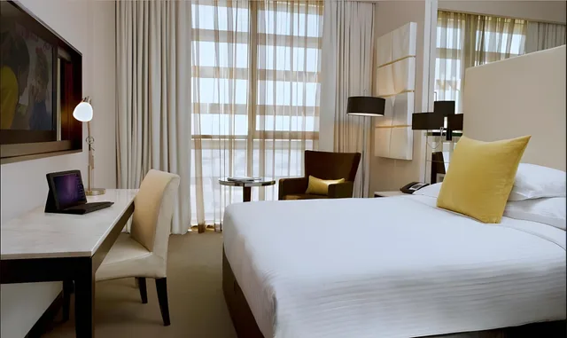 Centro، Centro Capital Centre By Rotana 1/3