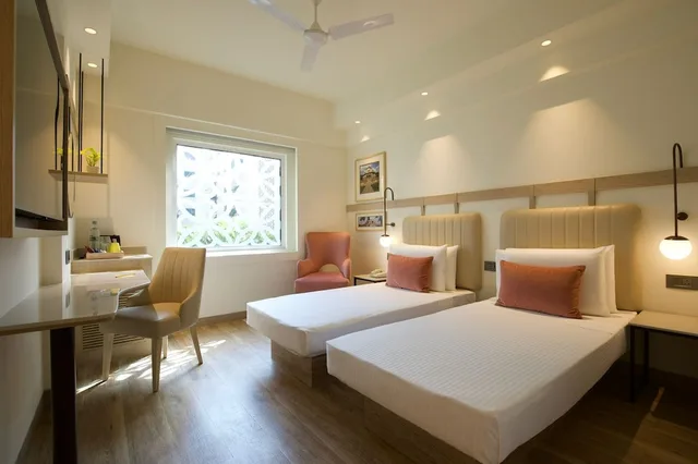 غرفة ديلوكس بسريرين منفصلين، Lemon Tree Hotel, Delhi Airport 1/1