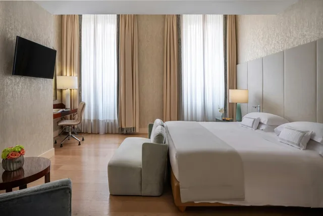 جناح جونيور بسرير كوين، Rosa Grand Milano Starhotels Collezione 3/10
