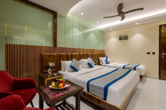 Executive, Triple, Multiple Beds, VANSON VILLA 8/10