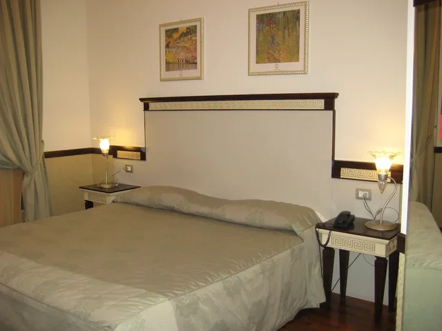 Classic, Double Bed, Zanhotel Meeting Centergross 2/10