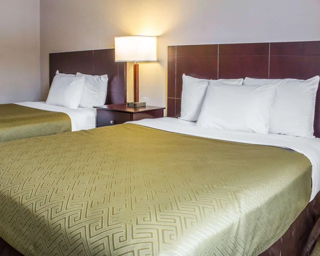 غرفة بسريرين كوين لذوي الإعاقة، Econo Lodge Ames 2/2