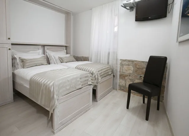 غرفة كبيرة بسريرين منفصلين، Villa Matejuska 1/8