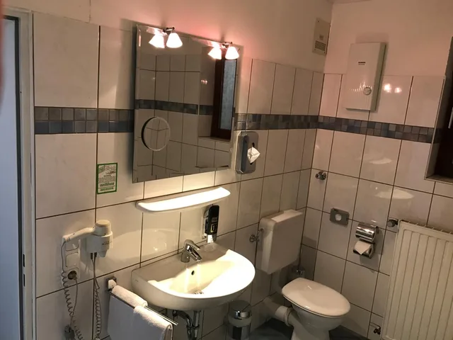 غرفة كومفورت بسرير مزدوج بإطلالة على النهر، Hotel Traumblick 7/8