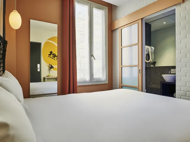 Pop, Double Bed، Greet Hotel Boulogne Billancourt Paris (ex Hotel B Paris Boulogne) 2/3