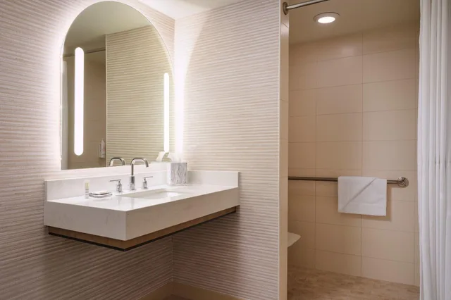 Room, Quadruple, Bay View، Marriott Marquis San Diego Marina 4/4