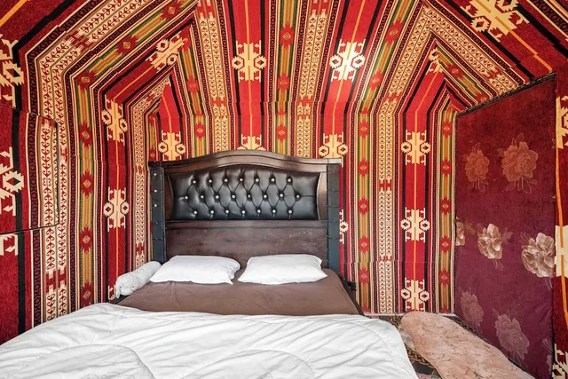 Honeymoon, Tent, Double Bed, Magic Bedouin Star 3/3