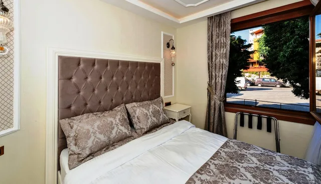 غرفة مفردة، Zeynep Sultan Hotel 13/14