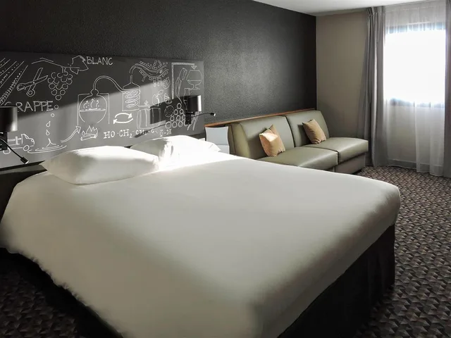 غرفة سوبيريور مفردة، Ibis Styles Cognac 6/10