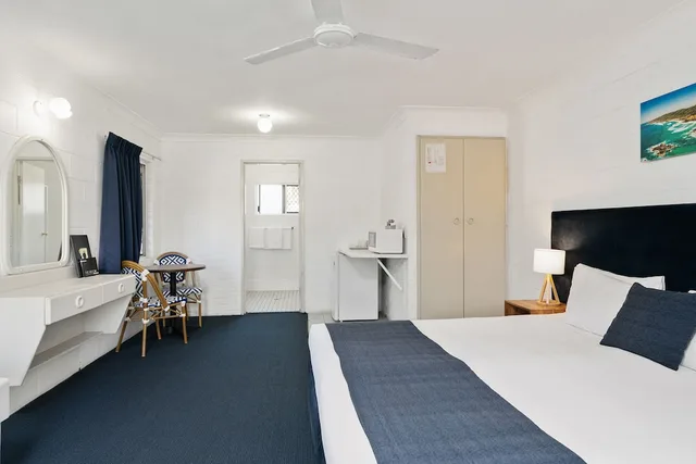 غرفة عائلية بسرير كينج وسرير بطابقين، WOLLONGBAR MOTEL 5/6
