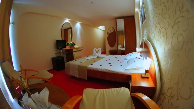 غرفة قياسية بسرير مزدوج أو سريرين منفصلين، Afrodita 4/6
