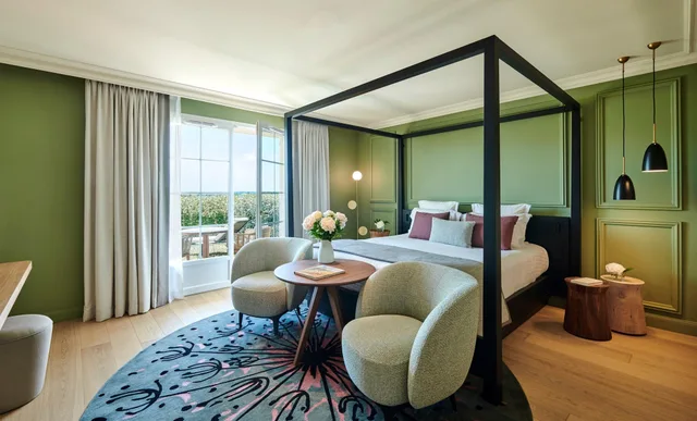 جناح، Grand Barrail Chateau Resort & Spa 1/1