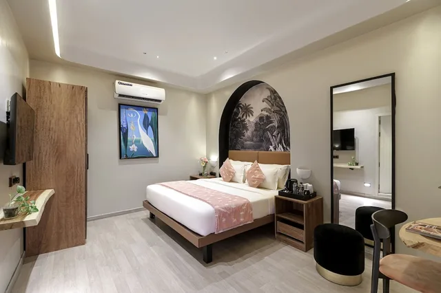 Executive, Double Bed, HOTEL POONAM HAVELI 6/10