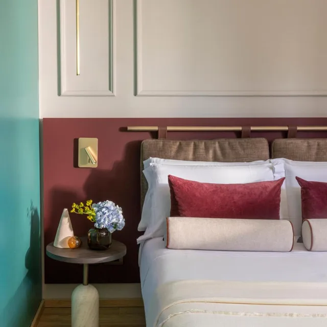جناح بجاكوزي، Adoro Hotel 5/10