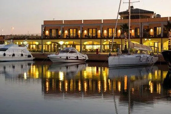 غرفة بإطلالة على البحر مفردة بسرير مزدوج، Marina Place Resort 2/2
