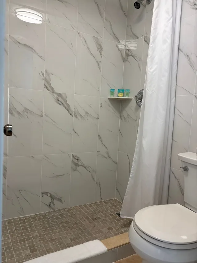 جناح بسرير كينج مع أريكة، Naples Garden Inn 3/3