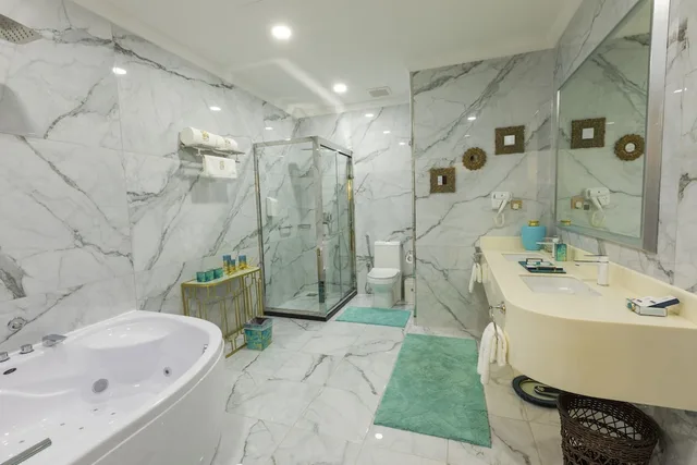 جناح ملكي بسرير كينج، Remaj Hotel 3/3