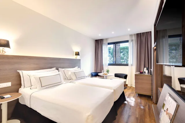 غرفة قياسية مفردة بسرير مزدوج، Melia Madrid Serrano 2/4