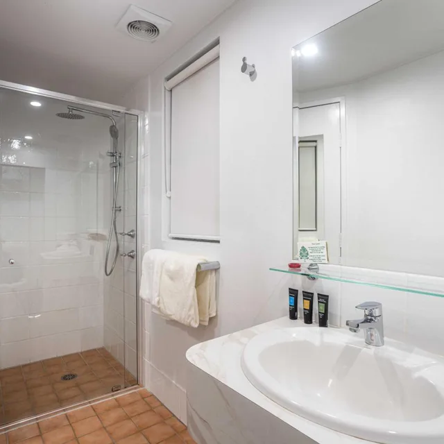 غرفة قياسية بسرير مزدوج، TOWN SQUARE MOTEL 8/10
