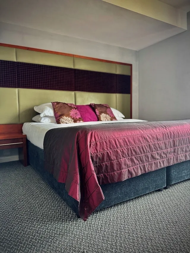 غرفة ديلوكس بسرير كوين، St George Hotel 5/10